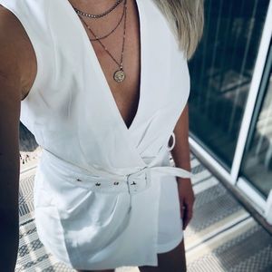 VICI playsuit in white ✨